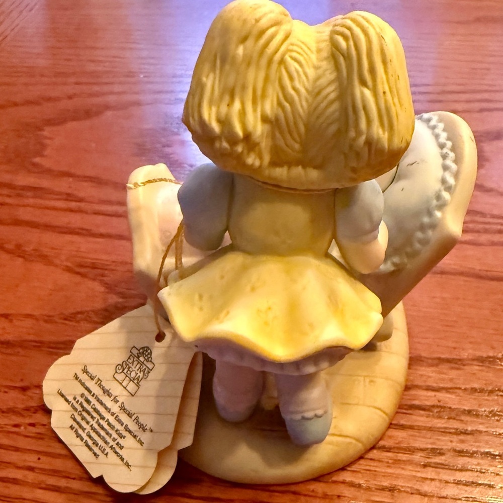 Cabbage Patch Kids Figurine with Cradle-Rare - Picture 6 of 7